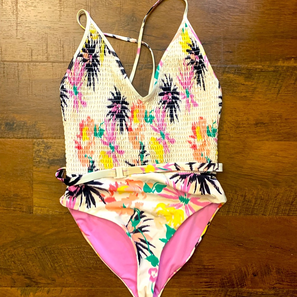 New without tag scotch and soda swimsuit